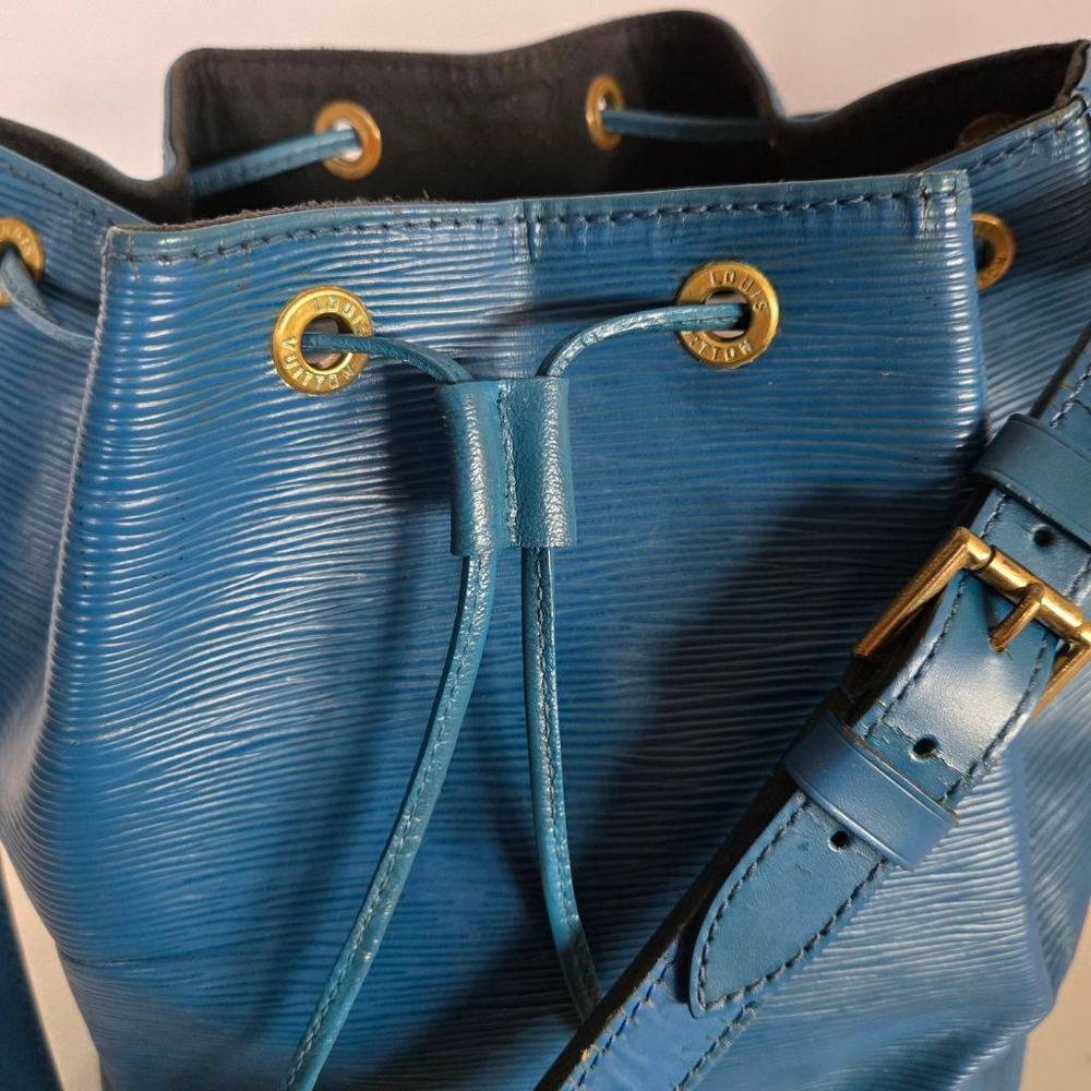 Women's Louis Vuitton Epi Leather Petit Noe Shoulder Bag in Blue - Picture 13 of 15